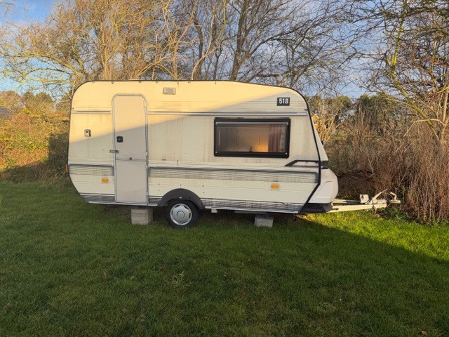 Retro campingvogn #518